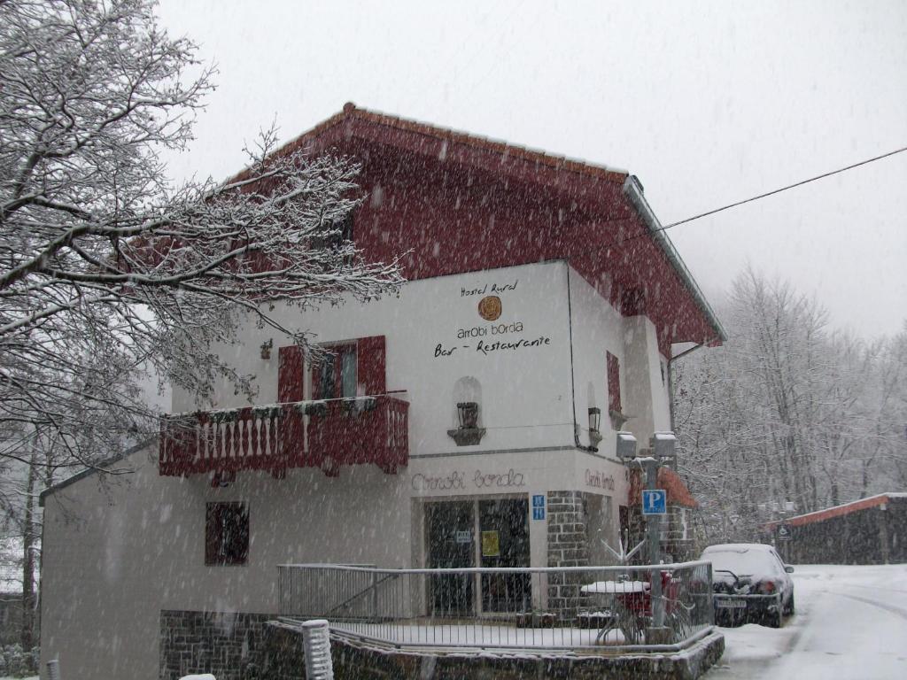 Eugi Hostal Rural Arrobi Borda מראה חיצוני תמונה