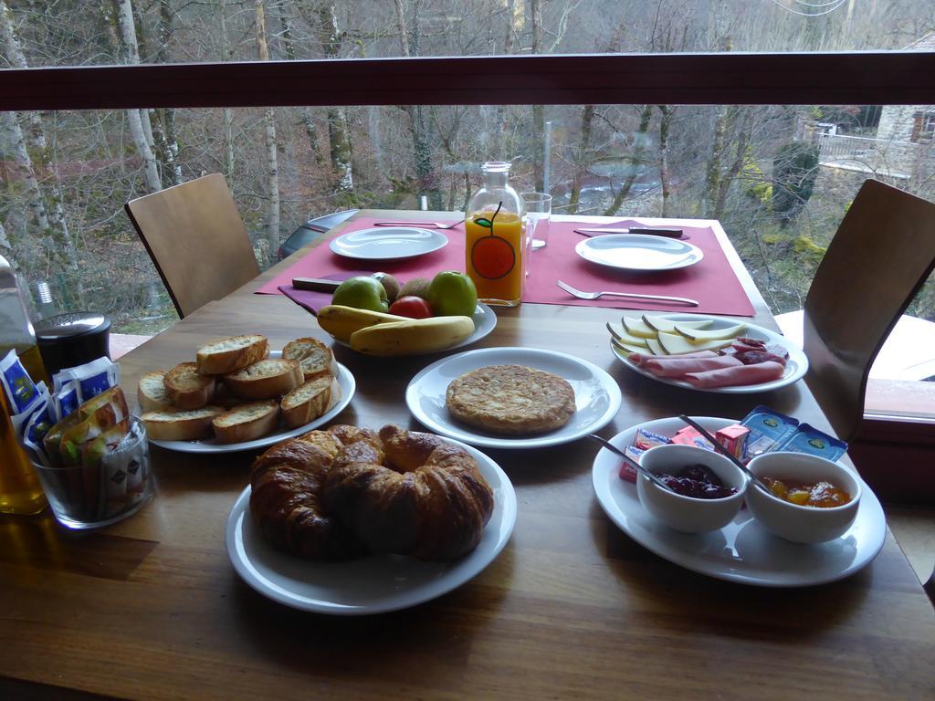 Eugi Hostal Rural Arrobi Borda מראה חיצוני תמונה